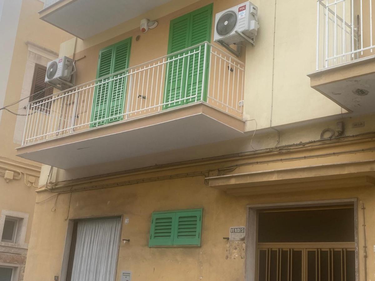 Lo Scalo Apartment Molfetta Eksteriør billede